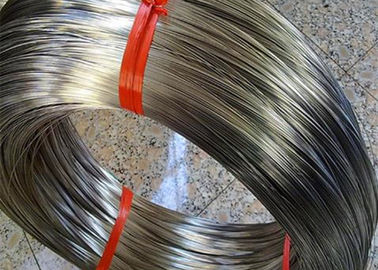 Fio de aço inoxidável da bobina 316 do SUS AISI 304 da categoria, rolo do fio de aço carbono da mola